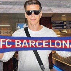 BSPORTS-什琴斯尼通过体检，周三签约巴萨，将身披25号战袍