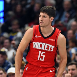 B体育-火箭111-106马刺 球员评价：4人优秀，5人及格